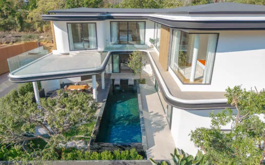 Luxury Pool Villa 4-5 bedrooms in Cherngtalay