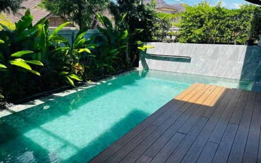 Luxury House with Swimming pool 5 bedrooms in Chalong