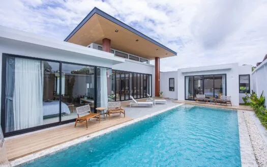 Modern Pool Villa 3 bedrooms in Rawai Beach