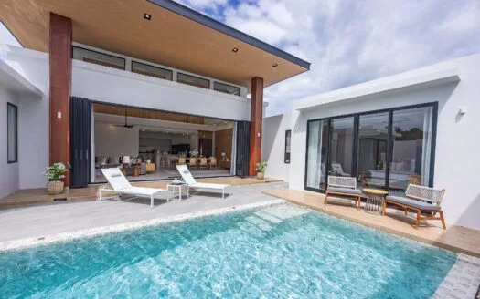 Modern Pool Villa 3 bedrooms in Rawai Beach