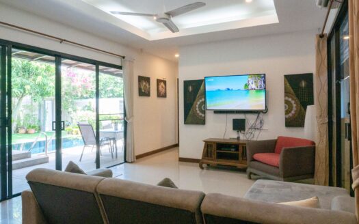 Balinese Pool Villa 2 bedrooms in Rawai