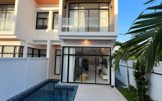Modern 3 bedrooms Twin Pool Villa in Kamala