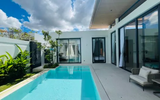 Luxury 4 Bedrooms Pool Villa in Chalong for Rent