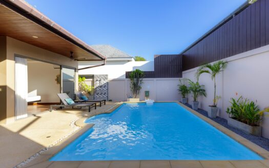 Balinese Pool Villa 2 bedrooms in Rawai