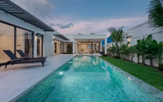 Modern Design 3-4 Bedrooms Pool Villa in Rawai