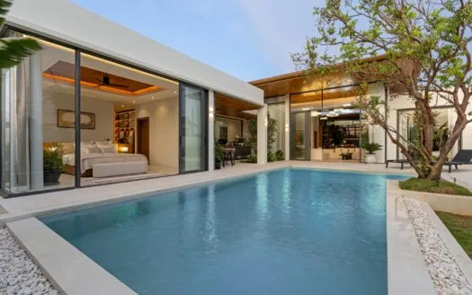 Luxury Pool Villa 3 bedrooms in Cherng Talay