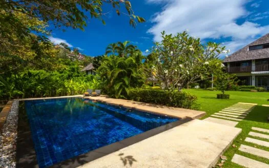 Exclusive Tropical Pool Villa 5 bedrooms – 300 m from Bangtao beach