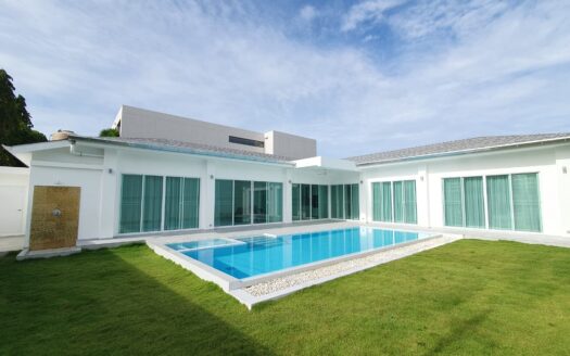 Pool Villa 3 bedrooms for Rent in Rawai – Kokyang