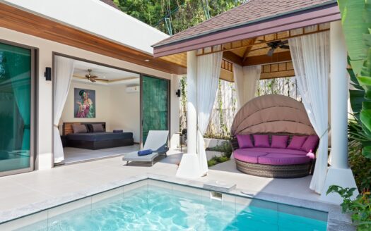 Private 4 bedrooms Pool Villa in Rawai