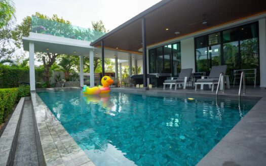 Modern Luxury 4 Bedrooms Pool Villa in Rawai – Nai Harn