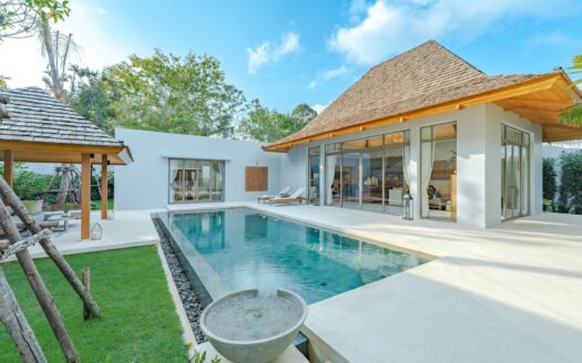 Modern Tropical 3 bedrooms Luxury Pool Villa near UWC