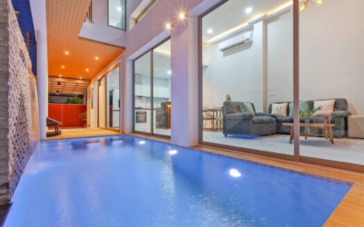Modern Pool Villa 3 bedrooms for rent in Rawai
