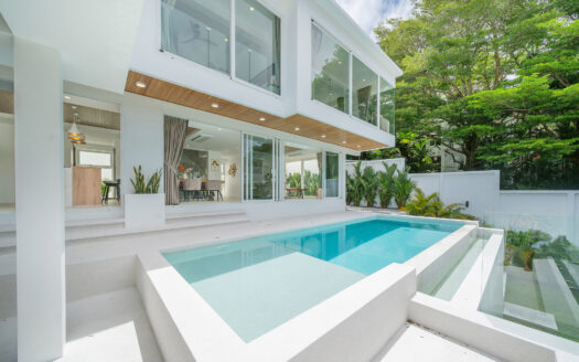 Modern Pool Villa 3 bedrooms in Rawai – Naya