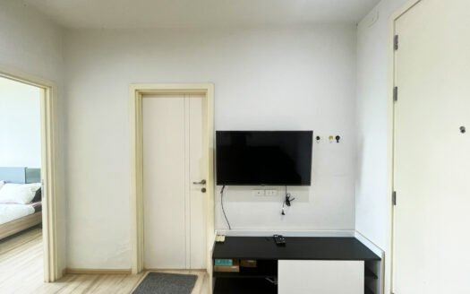Modern 1 Bedroom Condo at The Base Uptown