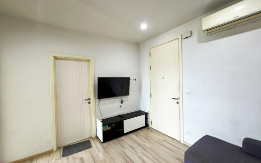 Modern 1 Bedroom Condo at The Base Uptown