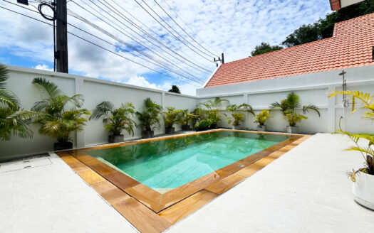Private Pool Villa 3 Bedrooms in Chalong – Way to Big Buddha